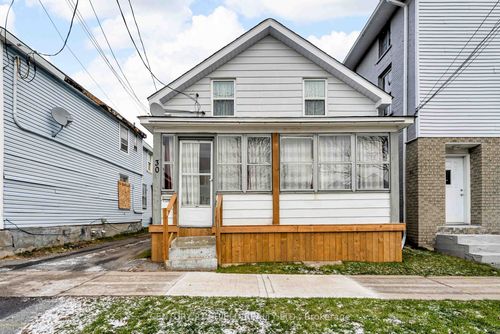 30 Marlborough St S, Cornwall, ON, K6H3Z3 | Card Image