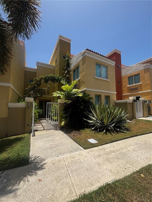 98-98 Via Positano, Humacao, PR, 00791 | Card Image