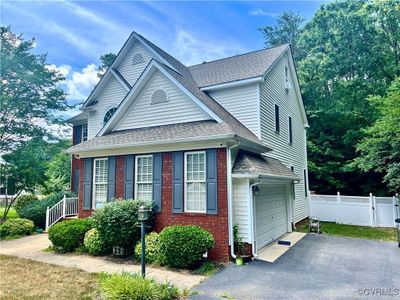 View of front facade featuring a garage | Image 3