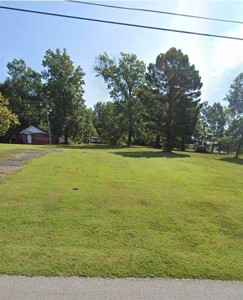 1808 Crestview Dr, Madisonville, KY, 42431-3509 | Card Image