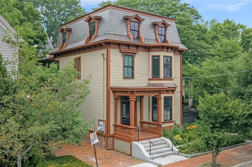 81-81 Garfield St, Cambridge, MA, 02138 | Card Image