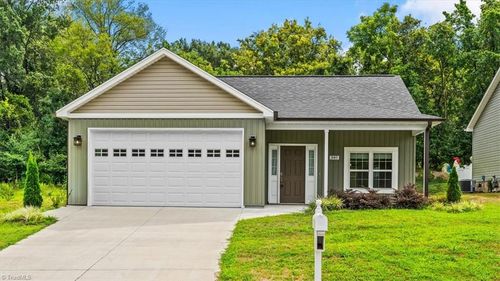 340 Poppy Ct, Eden, NC, 27288-3585 | Card Image