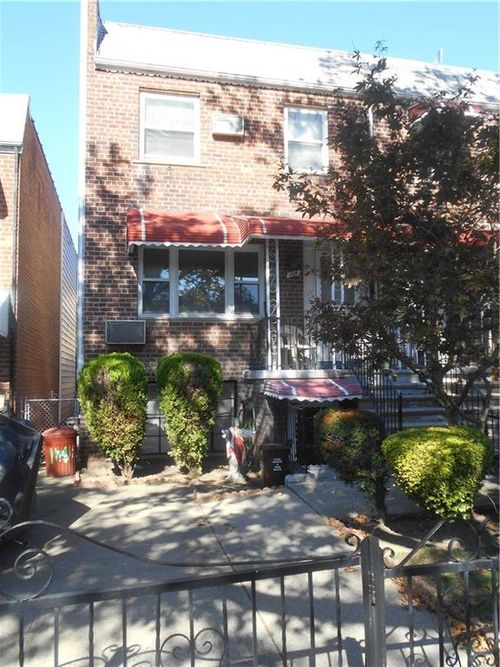 164 Bay 41st St, Brooklyn, NY, 11214-5411 | Card Image