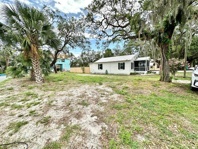 12409 Live Oak St, House other with 2 bedrooms, 1 bathrooms and 1 parking in CEDAR KEY FL | Image 61