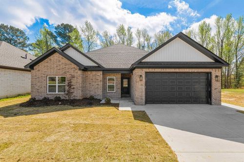 1 Woodhaven Ct, Jacksonville, AR, 72076-2691 | Card Image