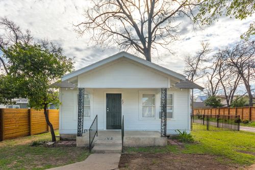 57 Chalmers Ave, Austin, TX, 78702-5440 | Card Image