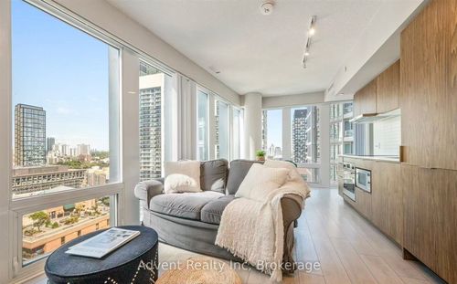 2711-60 Shuter St, Toronto, ON, M5B0B7 | Card Image