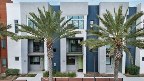 159 Waypoint, Tustin, CA, 92782-3757 | Card Image