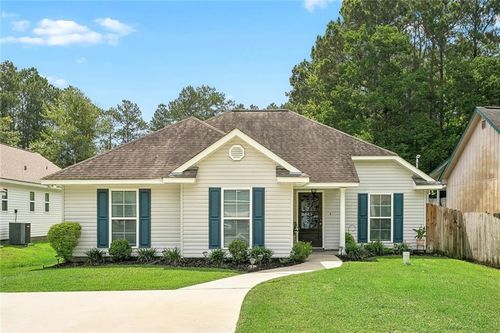 232 2nd St, Pearl River, LA, 70452-3300 | Card Image