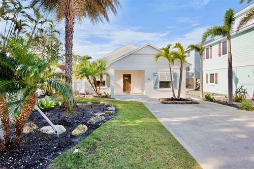 709 Fern St, ANNA MARIA, FL, 34216 | Card Image