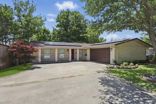 813 Melrose Dr, Richardson, TX, 75080-4037 | Card Image