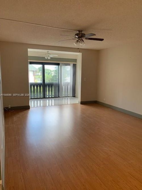 apt-3k-3710 Inverrary Dr, Lauderhill, FL, 33319-5144 | Card Image
