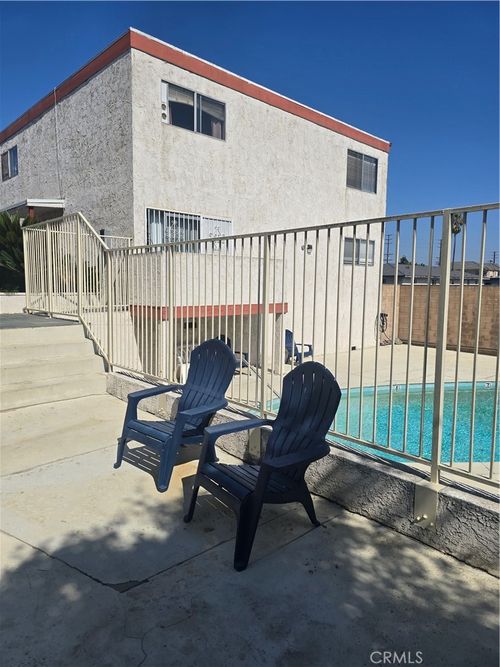 unit-4-852 W Beach Ave, Inglewood, CA, 90302-2061 | Card Image