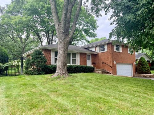926 Valley Rd, Lake Forest, IL, 60045-2919 | Card Image