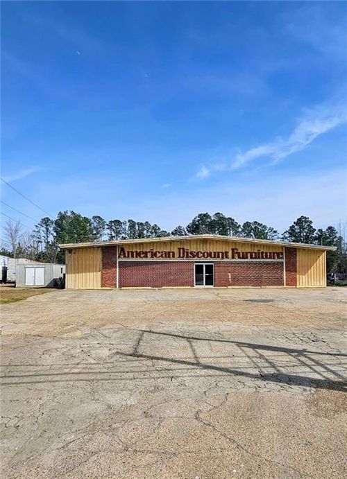 5747 Hwy 167 North Highway, Winnfield, LA, 71483 | Card Image
