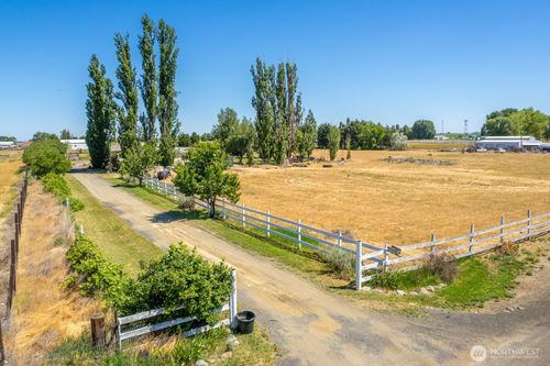 10820 Dune Lake Loop Se, Moses Lake, WA, 98837-9461 | Card Image