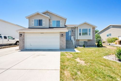1609 N 2275 W, Clinton, UT, 84015-5760 | Card Image