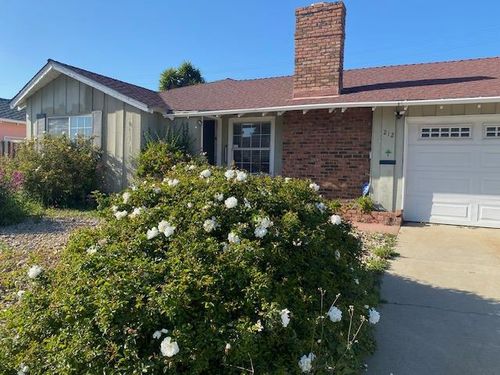 212 Iris Dr, Salinas, CA, 93906-3908 | Card Image