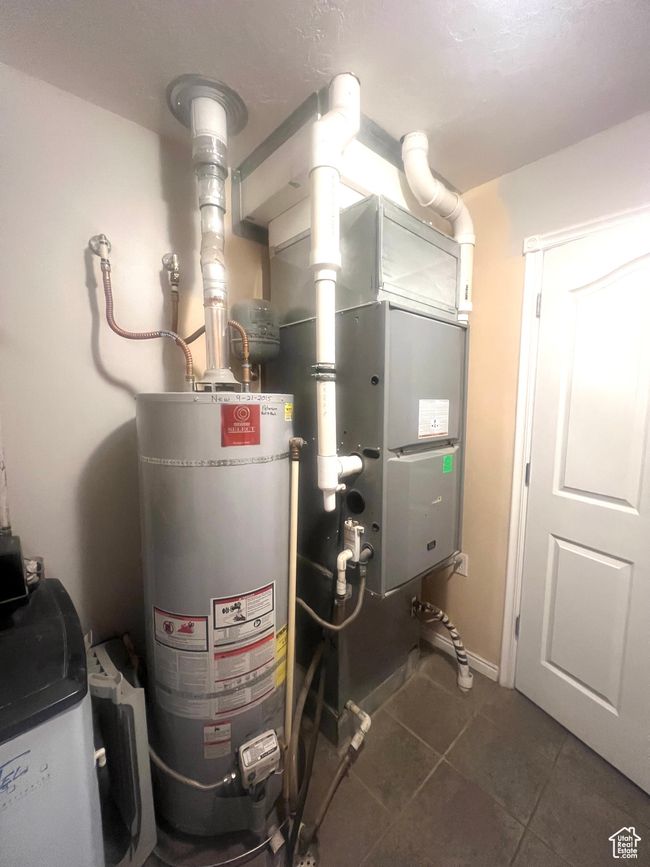 Utilities with water heater | Image 44