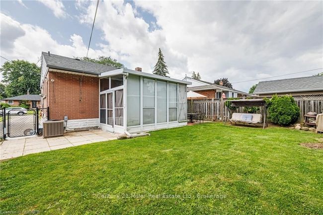 17 Huntington Ave, House other with 4 bedrooms, 2 bathrooms and 4 parking in Hamilton ON | Image 35