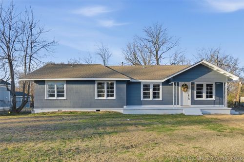 2004 Denison St, Muskogee, OK, 74401-3347 | Card Image