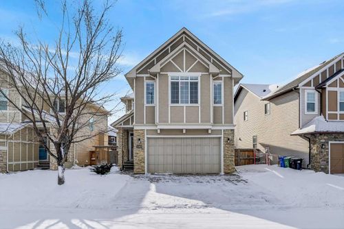 182 Cranarch Pl Se, Calgary, AB, T3M0W7 | Card Image
