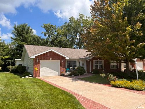 200 S Acorn St, Kewanee, IL, 61443 | Card Image