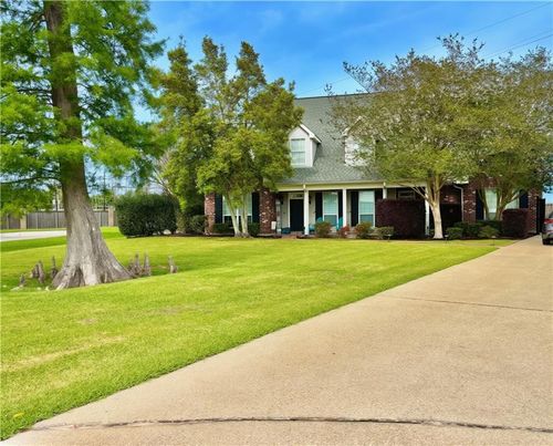 3315 Bridgewater Dr, Harvey, LA, 70058-7458 | Card Image
