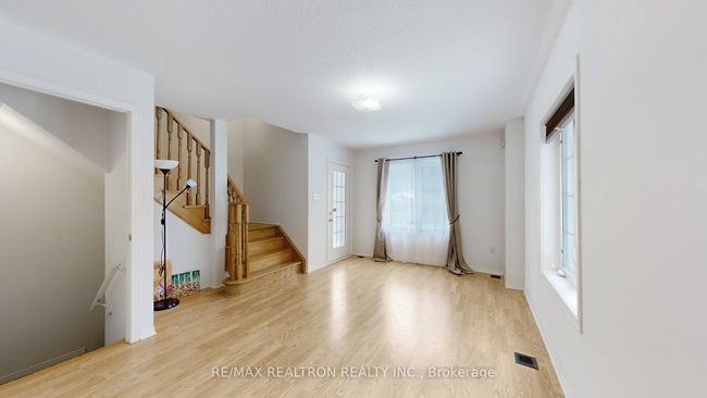 16 Eastern Skies Way, House attached with 3 bedrooms, 4 bathrooms and 1 parking in Markham ON | Image 38