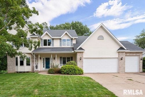1611 Spring Green Dr, Davenport, IA, 52804-4801 | Card Image