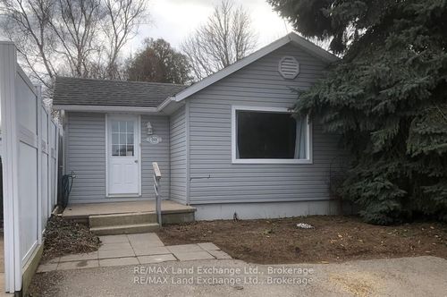 188 Broadway St, Kincardine, ON, N2Z2X9 | Card Image