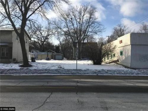 2755 Penn Ave N, Minneapolis, MN, 55411-1117 | Card Image