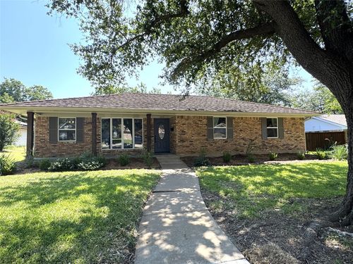 2013 Oxford Cir, Grand Prairie, TX, 75051-3758 | Card Image
