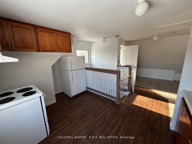 2 - 303 Muriel Ave, Home with 2 bedrooms, 1 bathrooms and 2 parking in Oshawa ON | Image 14