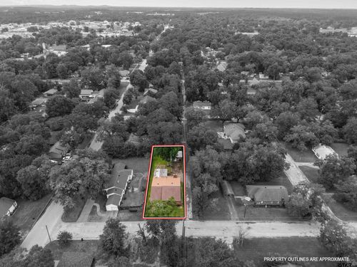 509 Park St, Gilmer, TX, 75644-3445 | Card Image