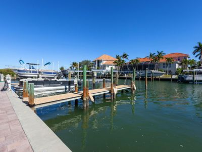 622 - 3825 Mariners Walk, Condo with 3 bedrooms, 2 bathrooms and null parking in Cortez FL | Image 2