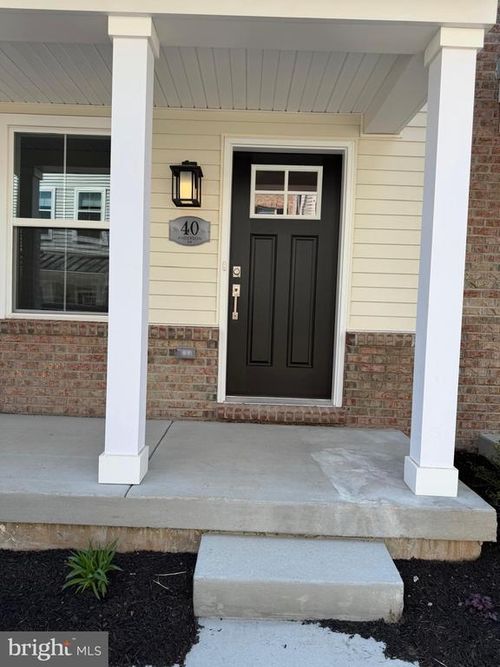 40 Anderson Dr, BRIDGEPORT, PA, 19405-1442 | Card Image