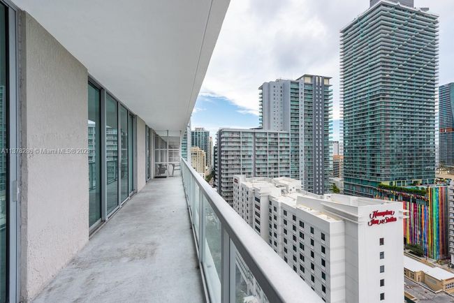 2303-S - 79 Sw 12 Th St, Condo with 2 bedrooms, 2 bathrooms and null parking in Miami FL | Image 22