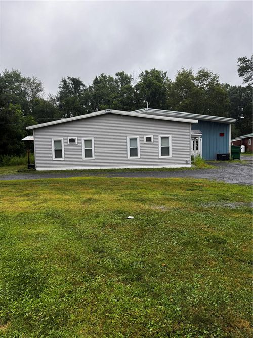 2-8068 Albany Post Rd, Red Hook, NY, 12571-2162 | Card Image
