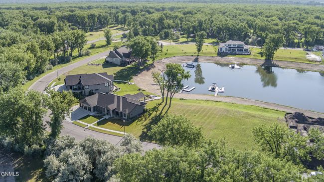 2533 Langer Ln, House other with 3 bedrooms, 4 bathrooms and null parking in Bismarck ND | Image 113