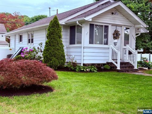 127 Jackson Street, Wanaque, NJ, 07420 | Card Image