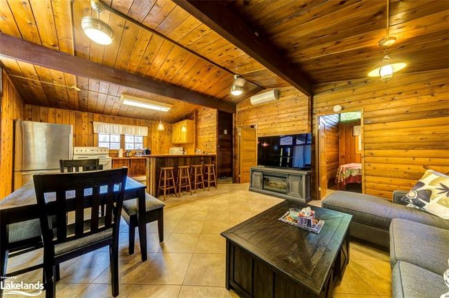 76 29th St N, House other with 2 bedrooms, 1 bathrooms and 10 parking in Wasaga Beach ON | Image 19