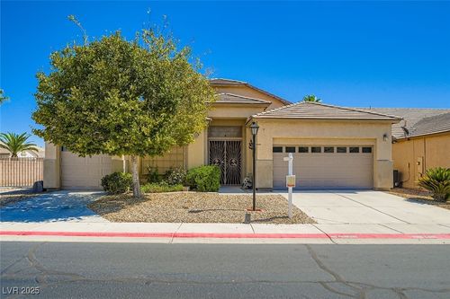 7568 Morning Brook Dr, Las Vegas, NV, 89131-2507 | Card Image