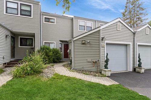 175 Horseshoe Cir, Ossining, NY, 10562-7000 | Card Image
