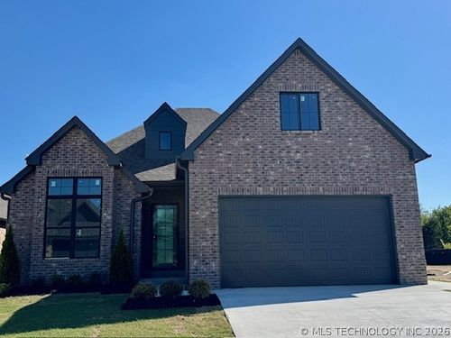 3707 W Laredo Pl, Broken Arrow, OK, 74012-8032 | Card Image