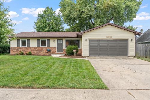 1803 Myra Ridge Ct, Urbana, IL, 61802-7030 | Card Image