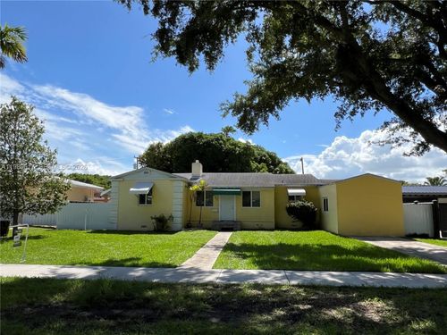 0-432 Palmetto Dr, Miami Springs, FL, 33166-5826 | Card Image
