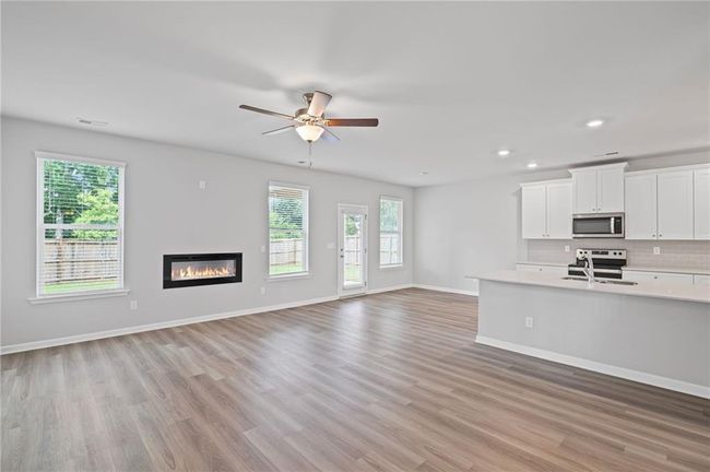 2106 Cadenza Circle, House other with 5 bedrooms, 3 bathrooms and null parking in Dacula GA | Image 15