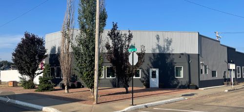 4803 50 Ave, Camrose, AB, T4V0S1 | Card Image