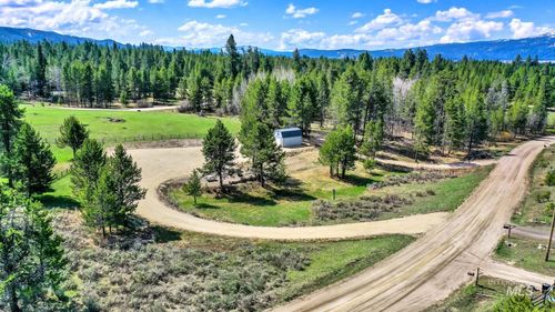 13 Nugget Dr, Cascade, ID, 83611-5217 | Card Image